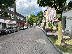 Glücksgriff für Anleger | Courtage frei - Straßenverlauf