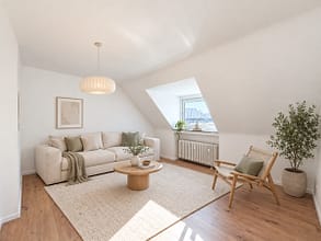 Dachgeschoss trifft Charakter – Wohnen auf zwei Ebenen - Wohnzimmer - virtuell eingerichtet