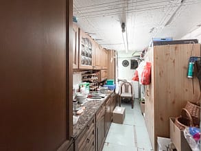 Mehr als nur vier Wände: Balkon, Grün und eigene Garage in Essen-Stadtwald - Keller