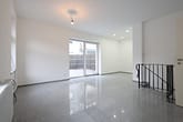 Kernsanierte Hofwohnung über 2 Ebeneren - große Terrasse, WE10 EG links // Bismarckhaus - Wohnbereich – 2-Zimmer-Etagenwohnung in Essen