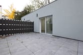 Kernsanierte Hofwohnung über 2 Ebeneren - große Terrasse, WE10 EG links // Bismarckhaus - Rückansicht – Wohnhaus der 2-Zimmer-Etagenwohnung in Essen