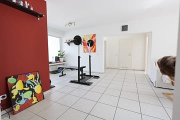 Seltene Gelegenheit: 4-Zimmer, Margaretenhöhe | 2 Balkone | Garage - Blick Richtung Wohnzimmer