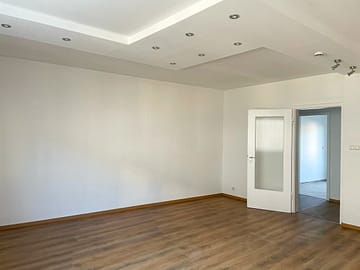 moderne 1.5-Zimmer-Wohnung mit Balkon, zentral in Holsterhausen - Wohn- Schlafzimmer2