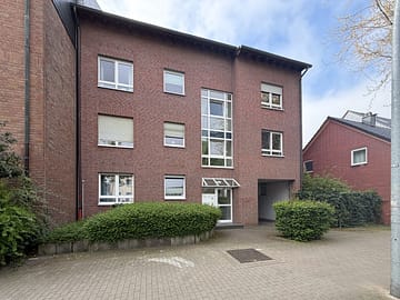Licht, Luft und Lebensraum – eine charmante 3,5-Zimmer-Wohnung mit Balkon im 1. OG. - Hausansicht