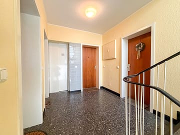Wertanlage mit Rendite+ Potenzial - Treppenhaus